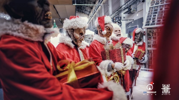 第一次在地球过圣诞，感觉还不错！