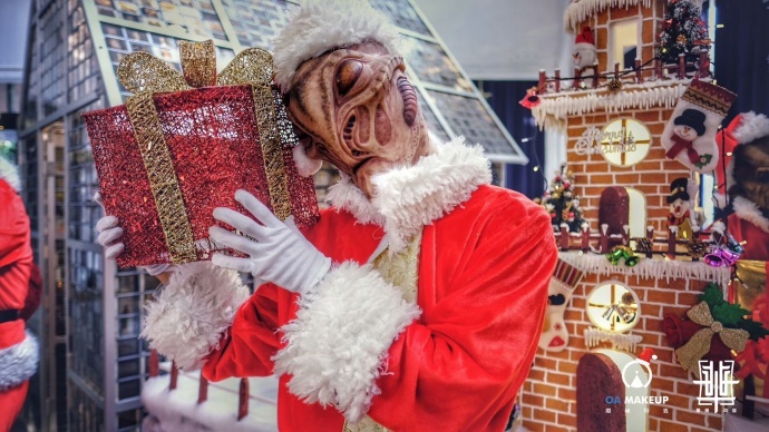 第一次在地球过圣诞，感觉还不错！