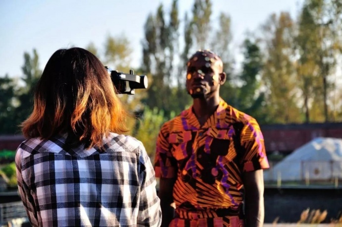 MOZA Air的花样打开方式，大波歪国友人来袭