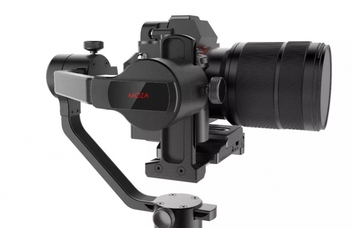 承重1.8kg！MOZA AirCross为微单相机量体裁衣