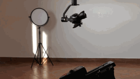 便携穿戴、远程操控、人机相融……MOZA体感技术“有点酷”！