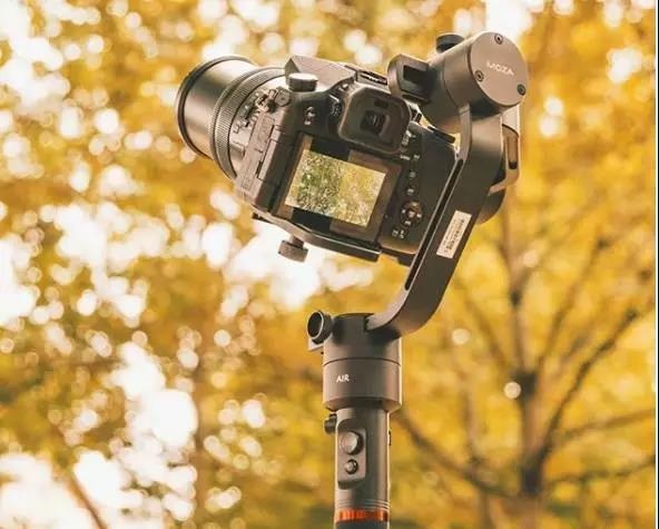 为什么MOZA AIR长曝光延时摄影功能可以做到全机型适配?