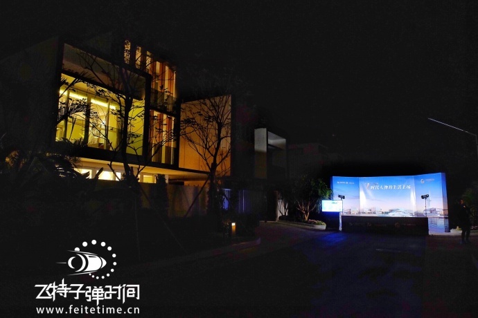 飞特子弹时间与易建联零距离