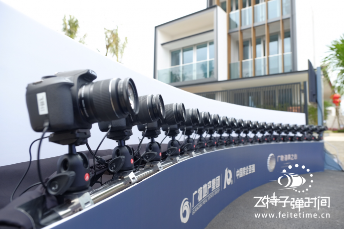 飞特子弹时间与易建联零距离