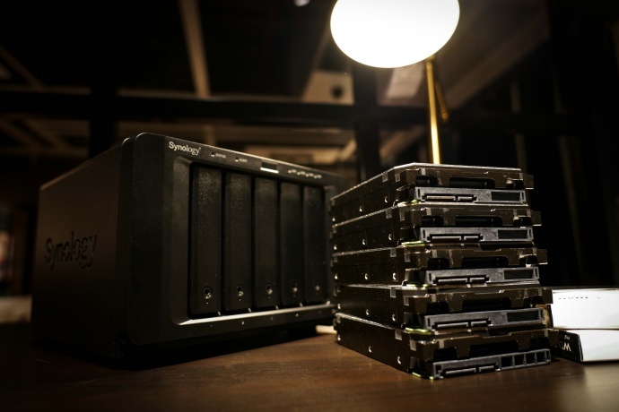 五块硬盘在手中绝非“坠手”这么简单 五块硬盘在手中绝非“坠手”这么简单