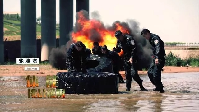 央视为制服控发福利，《警察特训营》圈粉无数！