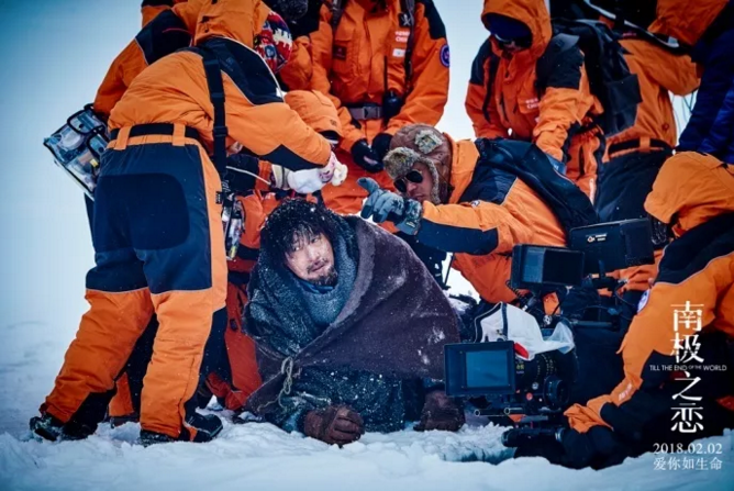 6台RED穿越极寒之地，打造首部《南极之恋》