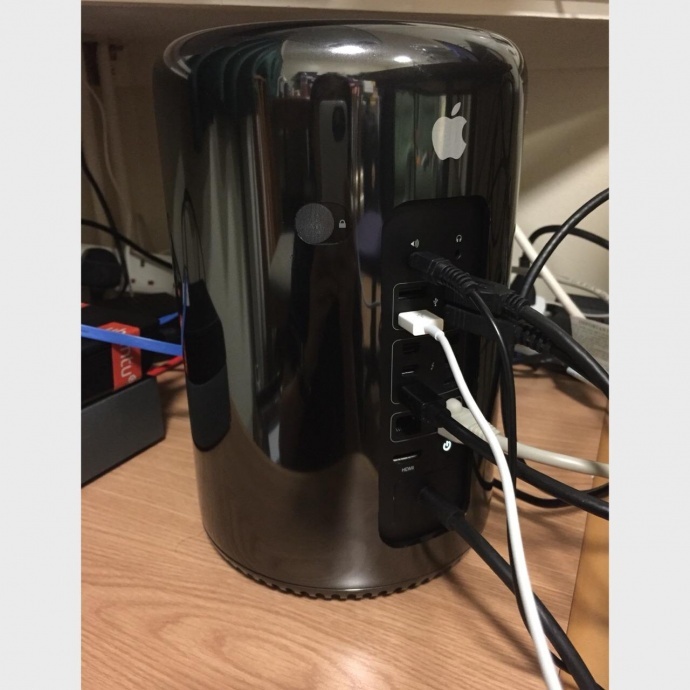 三里屯苹果垃圾桶租赁 MacPro主机租赁 免押金