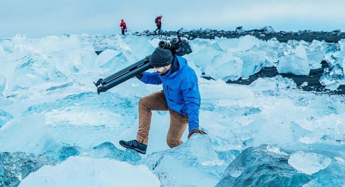 萨拿 Sachtler 出品的 Flowtech　被 PHILIP BLOOM 评为年度三脚架