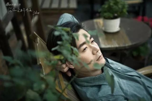 感谢你，让我从你的全世界路过。