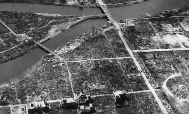 这些老照片，穿过岁月的河流，如今依然惊艳着我们