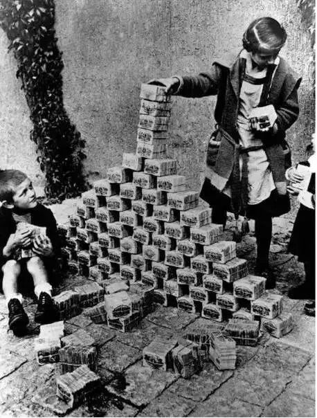 这些老照片，穿过岁月的河流，如今依然惊艳着我们