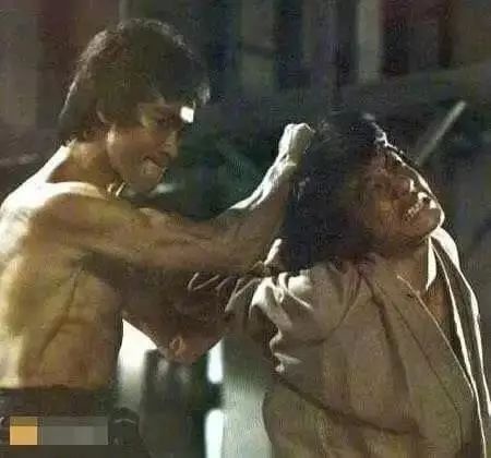 这些老照片，穿过岁月的河流，如今依然惊艳着我们