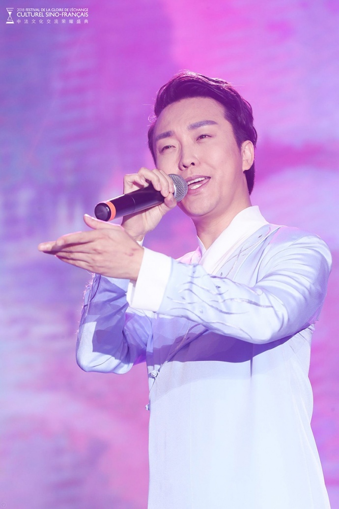 新七小福获颁中法电影节爱心大使 《宝贝特攻2》主演亮相