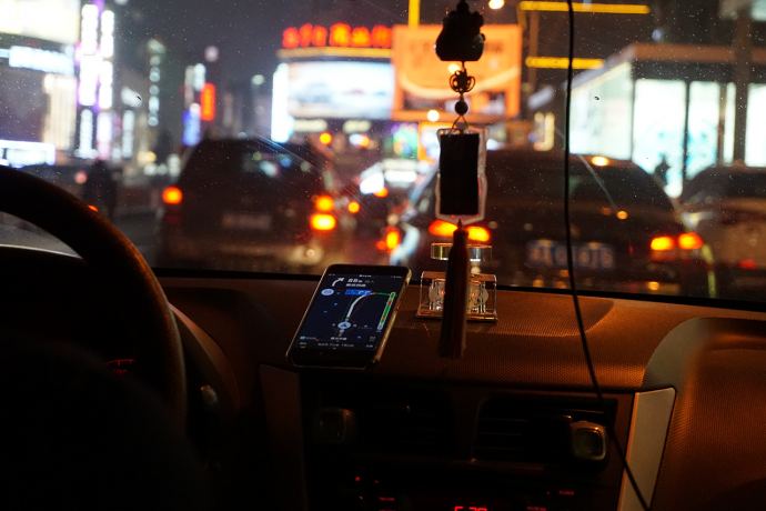 用手机拍摄的这部纪录片爽爆了我的耳朵