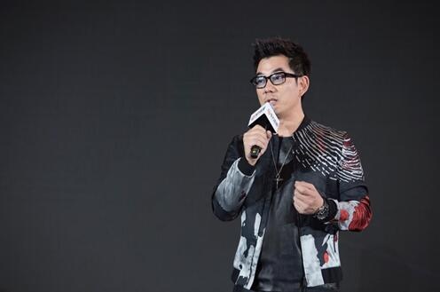 陈伟霆、刘若英、任贤齐亮相第16届国产影片推介会