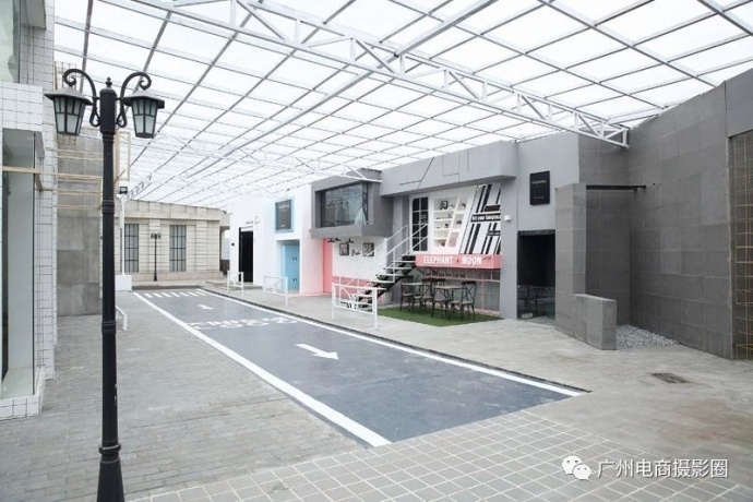下雨外景拍摄风雨无阻，广州ATM电商摄影基地加装阳光棚！