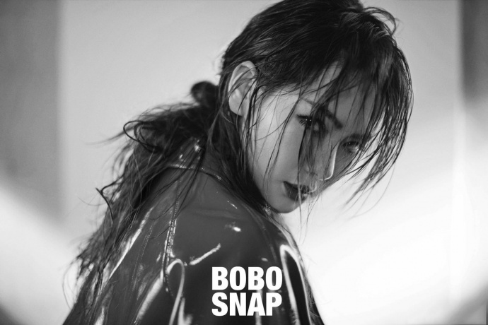 BOBOSNAP × 戚薇 时尚大片