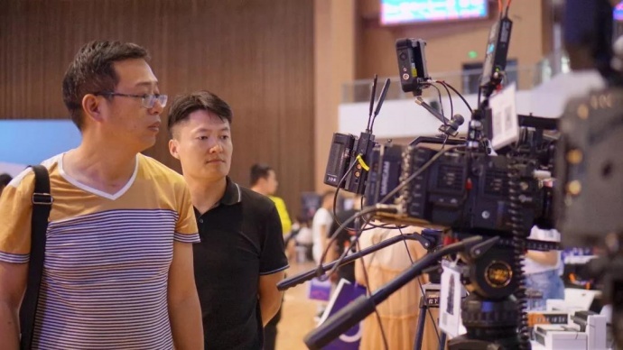 专业 炫酷 与你一“录”同行