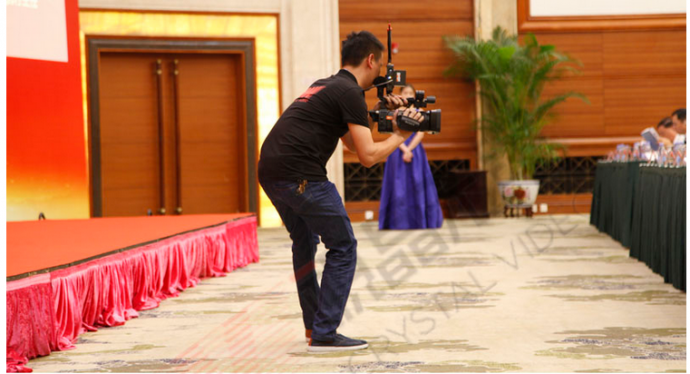 影视拍摄无线图传：没有对比就没有伤害