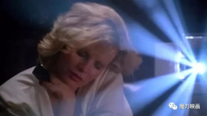 《五十度灰》SM的始祖《爱你九周半》