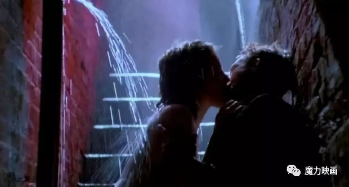 《五十度灰》SM的始祖《爱你九周半》