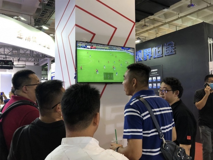 技术助力融媒体发展 七维科技全媒体演播室亮相BIRTV