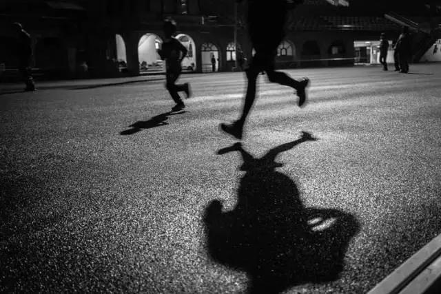 学会对比构图，让拍出的照片更有感觉！