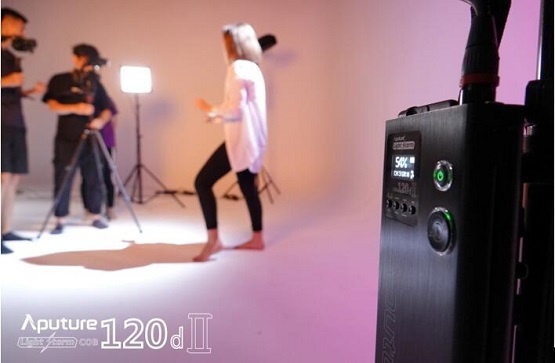 爱图仕9月推出新品LS C120dⅡ 稳坐布光体验设备头把交椅