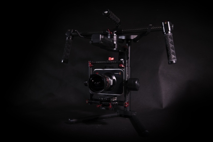 出手二手九成新　DJI如影mx　