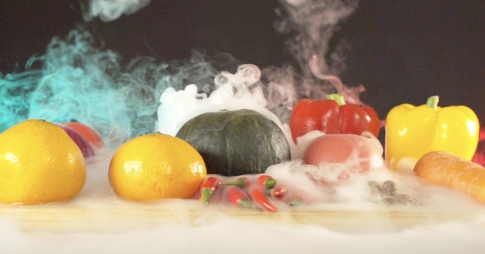 愿和光同尘——轻芒影视灯深度测评