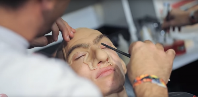 把不能变成可以-特效化妆