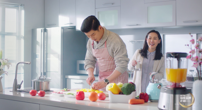 新一年更会爱 国美品牌TVC广告