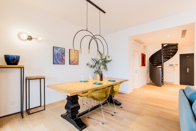 超豪华顶楼复式、实景棚、影视基地