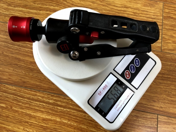 印迹（IFOOTAGE）二代眼镜蛇扳扣独脚架C150（碳纤维版）试用感受