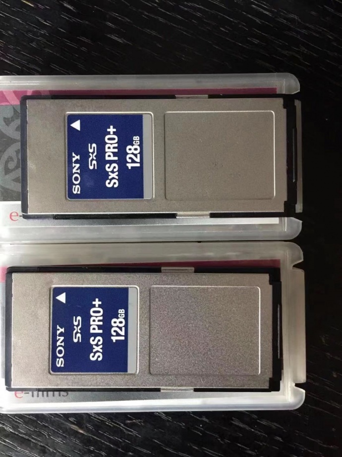 出售二手索尼F55一台