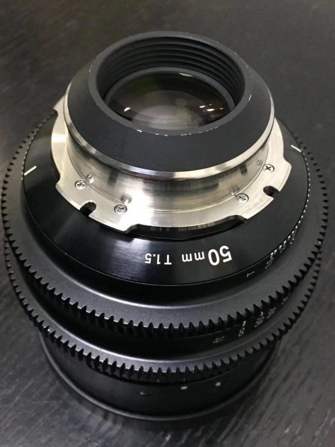 出售二手适马50 t1.5全画幅镜头一颗