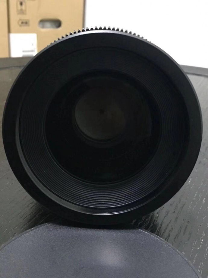 出售二手适马50 t1.5全画幅镜头一颗