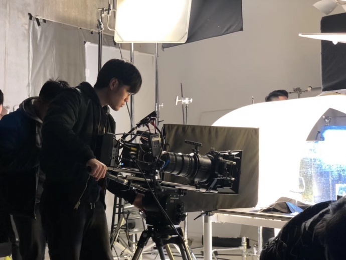 青岛地区租赁ARRI MINI和MP镜头!更多电影器材租赁详询微信！优惠多多！！