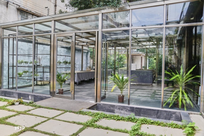 佛山摄影基地众多室内场景，任君选择