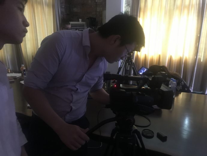 重磅来袭！海南滨海国际执行总裁杨国贤做客海南光度影视制作的《海南新声》栏目