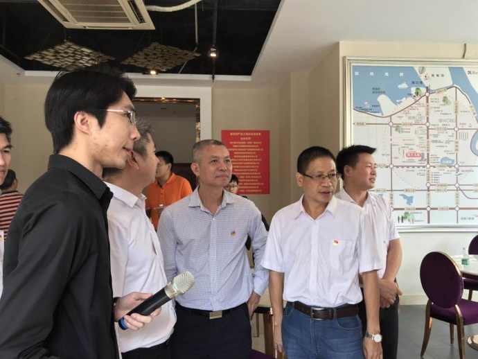 海南光度影视助力统战工作实践创新基地在道空间产业工场顺利揭牌！