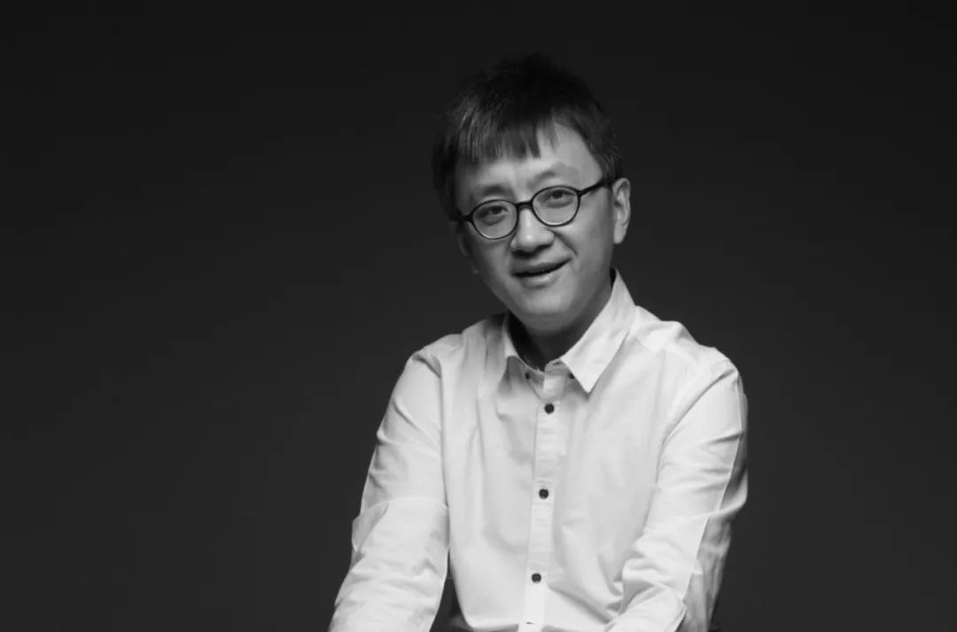 “恐高”的俞白眉| 专访