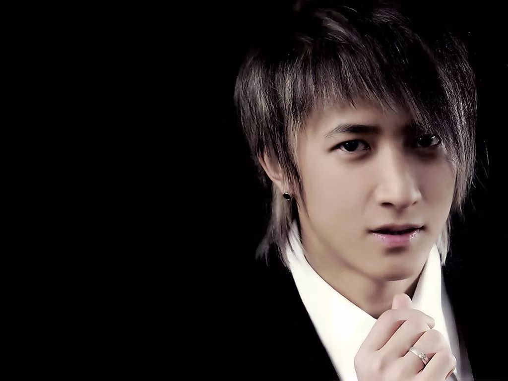 三代离韩潮，一条偶像路