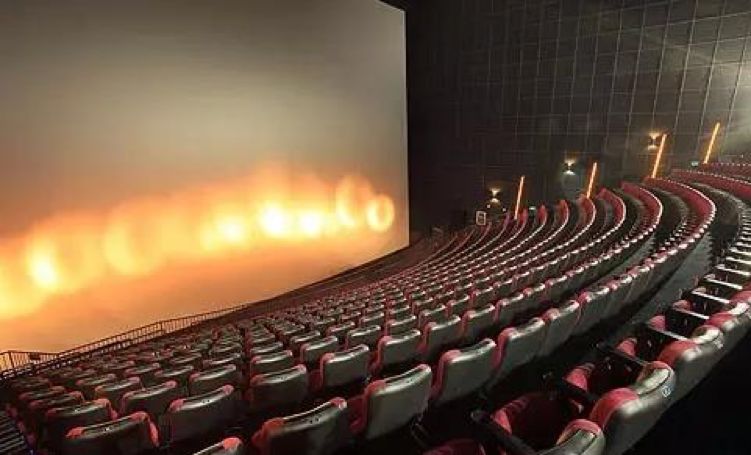 “发行前置”对电影来说,意味着什么?