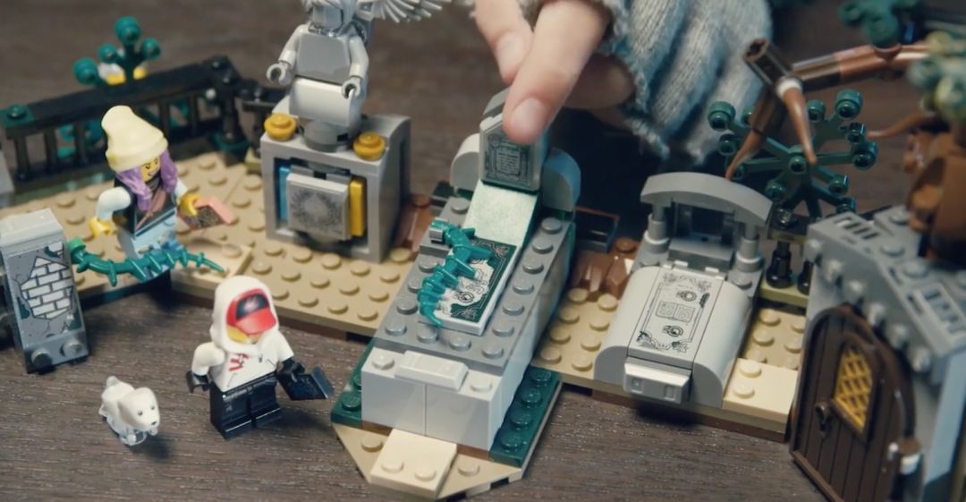 苹果推乐高AR积木，一个玩具到底能多「有科技感」？