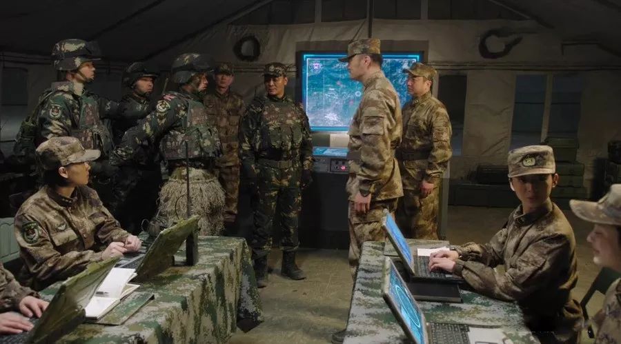 《陆战之王》红蓝对决高燃热播，九旅换防军改进入深水区