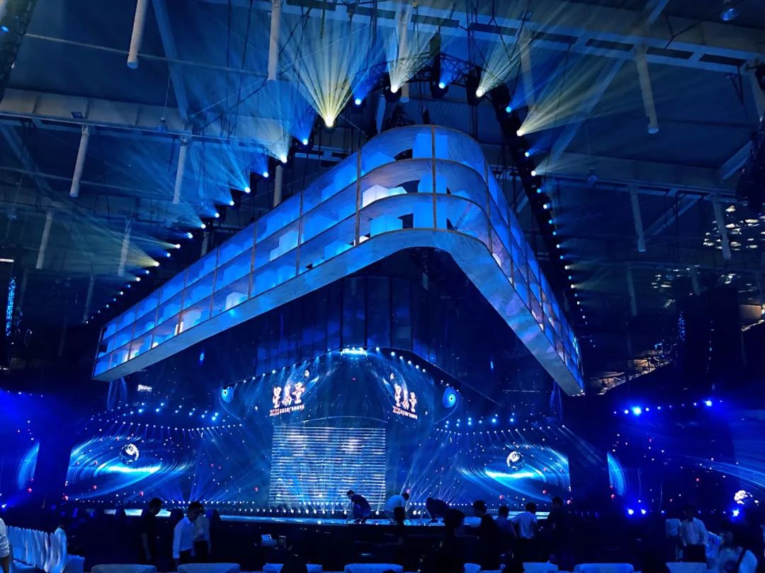 新节目“燃炸” 老牌节目焕新 2020年江苏卫视将释放无限“星荔量”