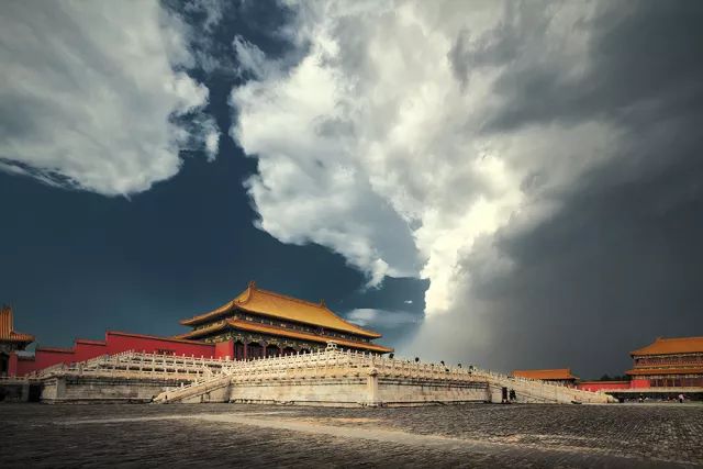 他蹲守故宫6年，拍下30000张绝美照片