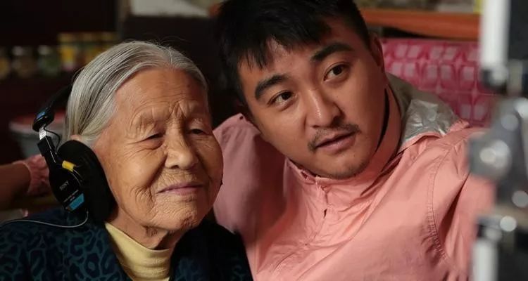 豆瓣9.0分！教科书里没有的历史，他们终于听到